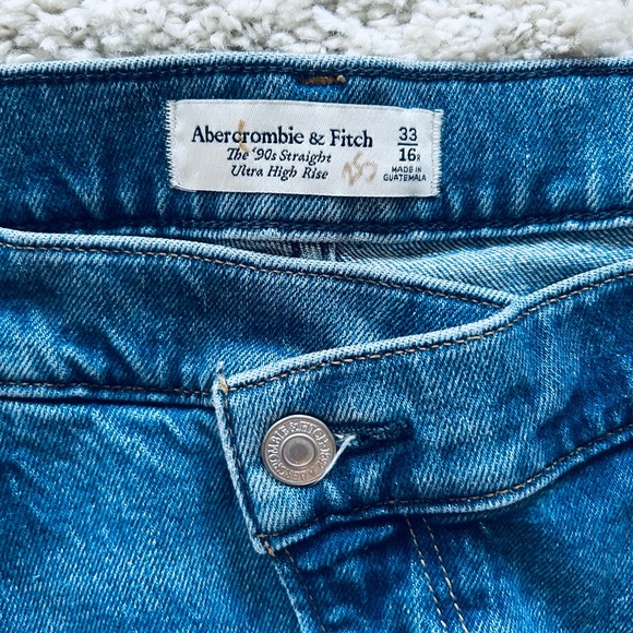 Abercrombie & Fitch jeans - Picture 4 of 4